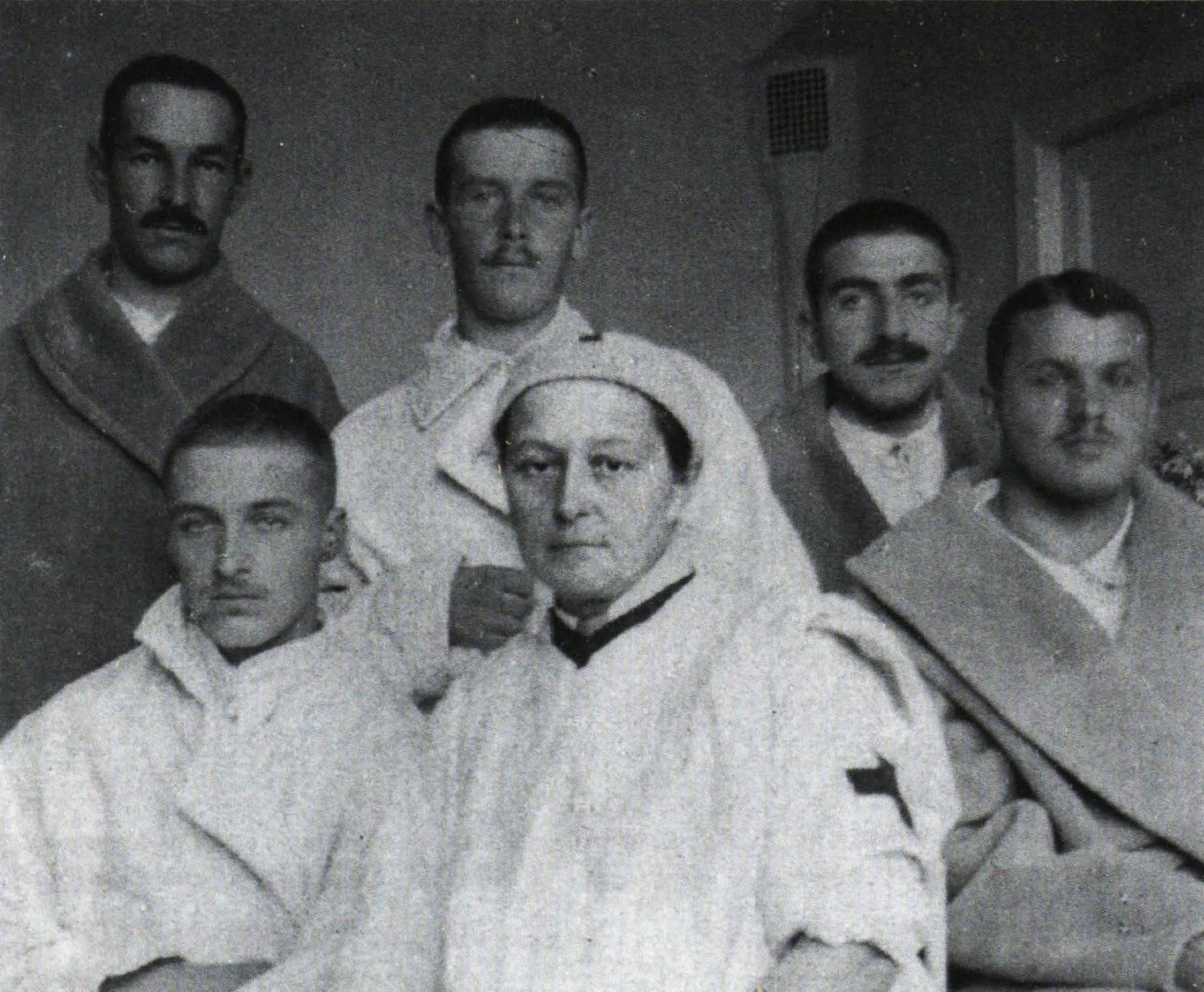 portrait2-e1488983158463.jpg (477 KB)